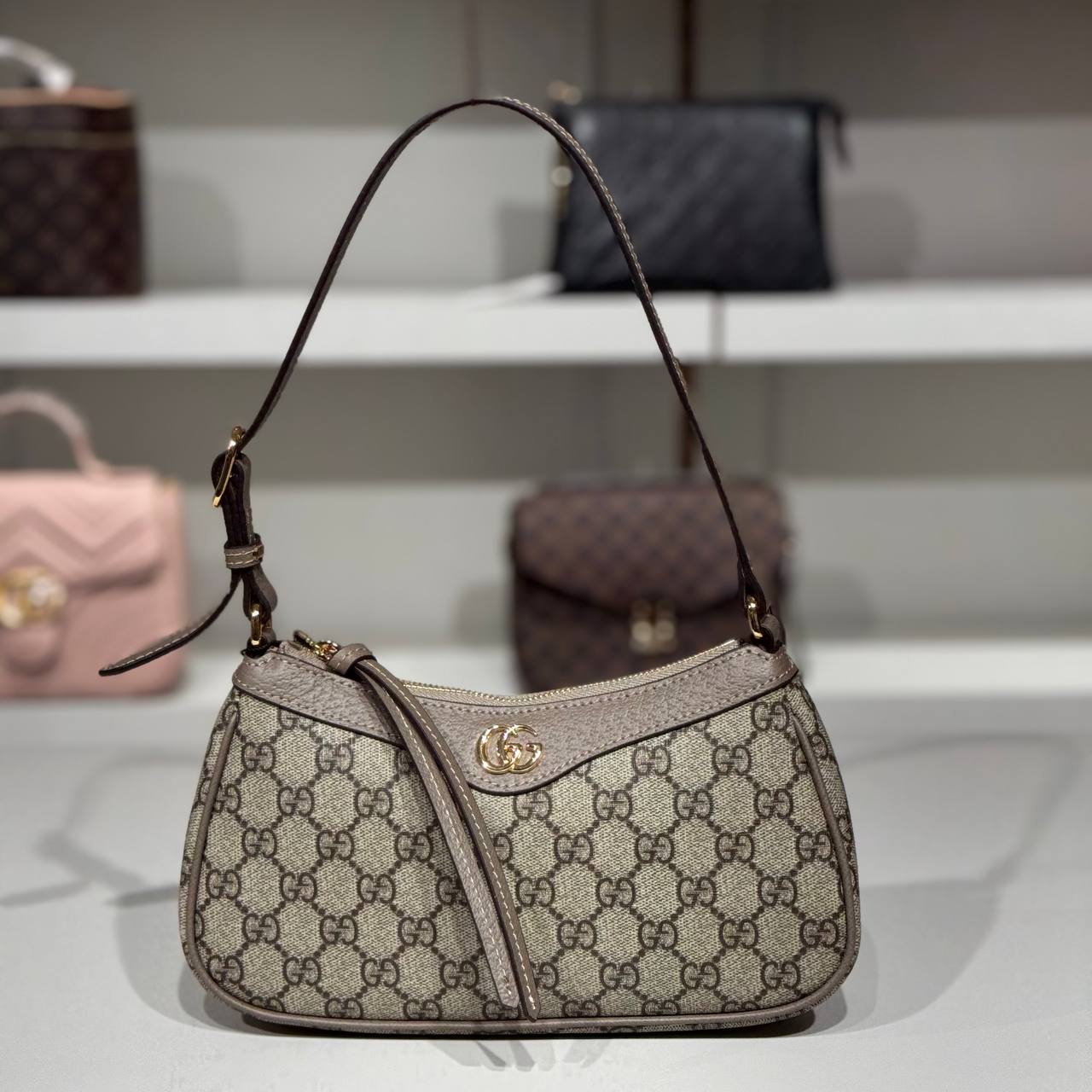 Gucci 4901