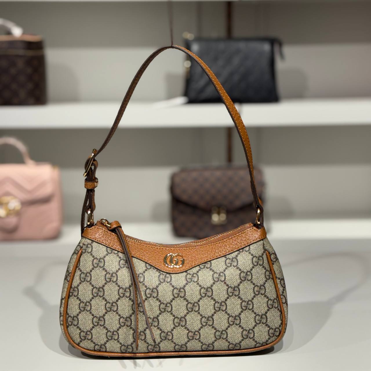 Gucci 4901