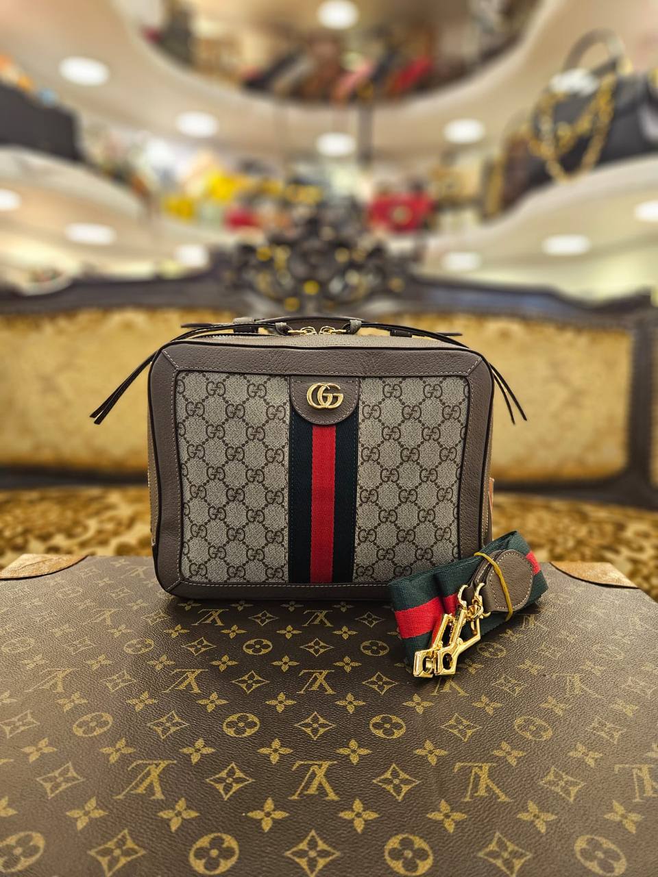 Gucci 5003
