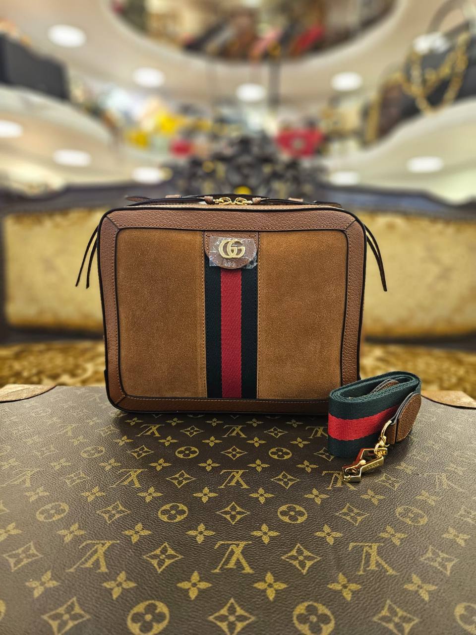 Gucci 5002