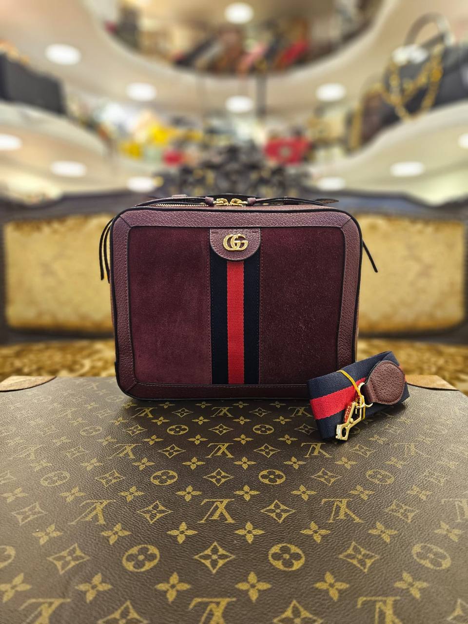 Gucci 5002