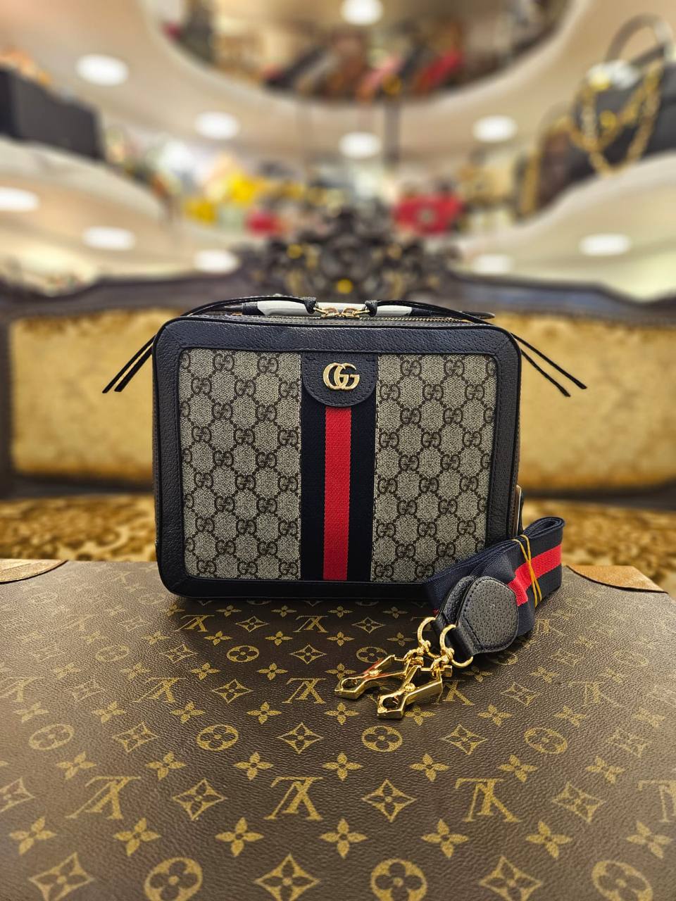 Gucci 5003