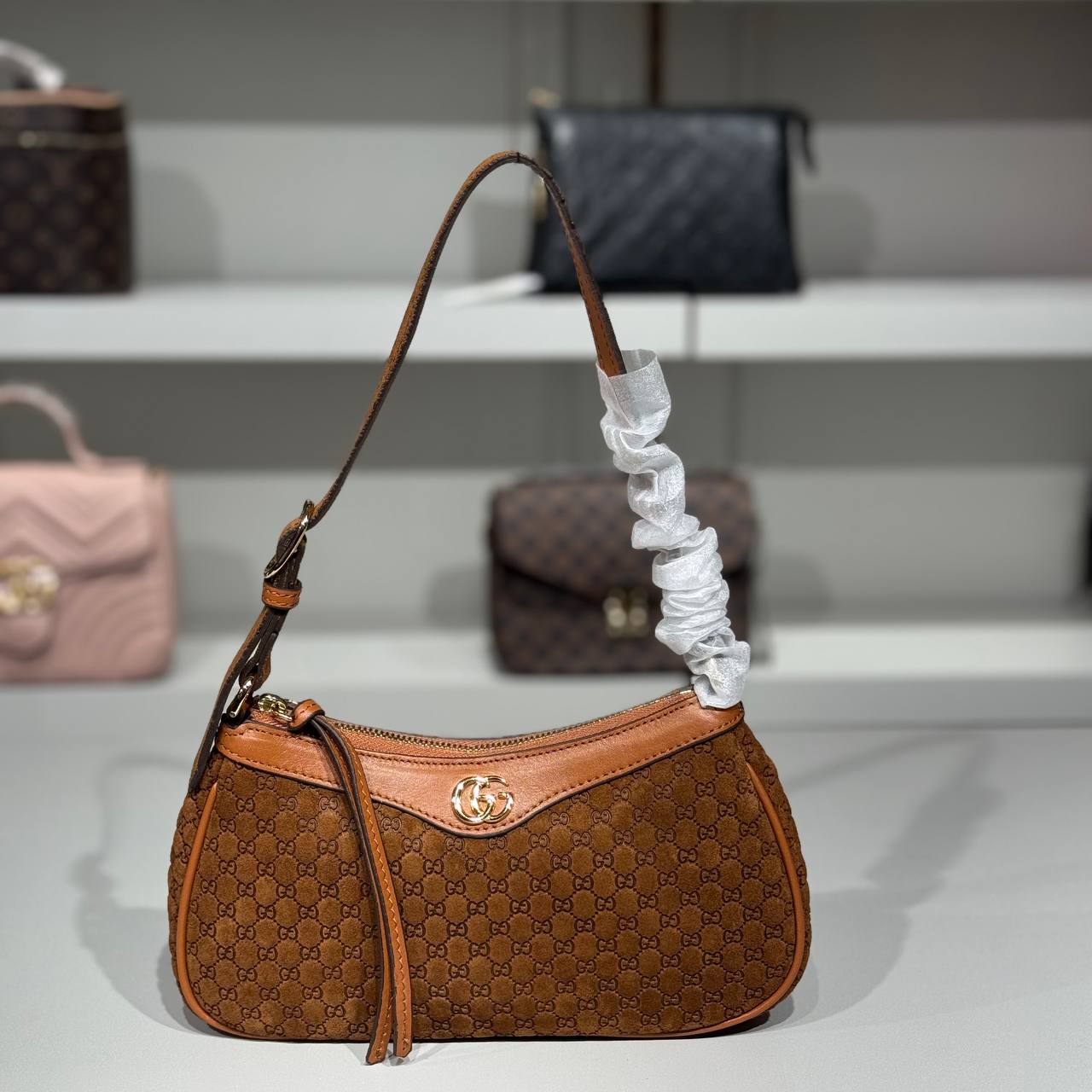 Gucci 5010