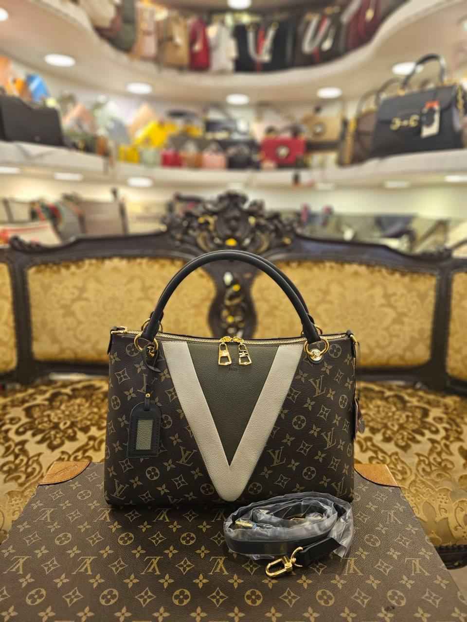Louıs Vuıtton 3366
