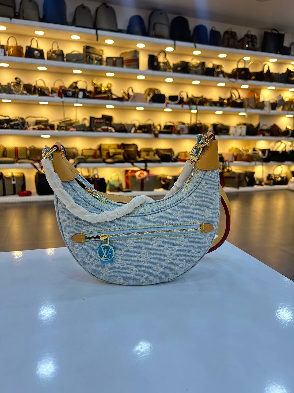 Louıs Vuıtton  3455
