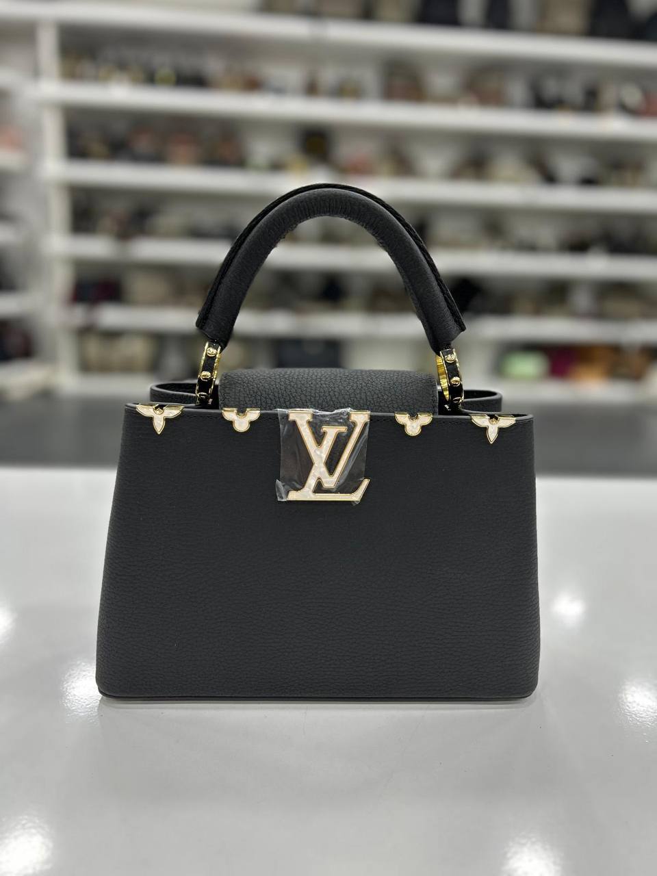 Louıs Vuıtton 3727