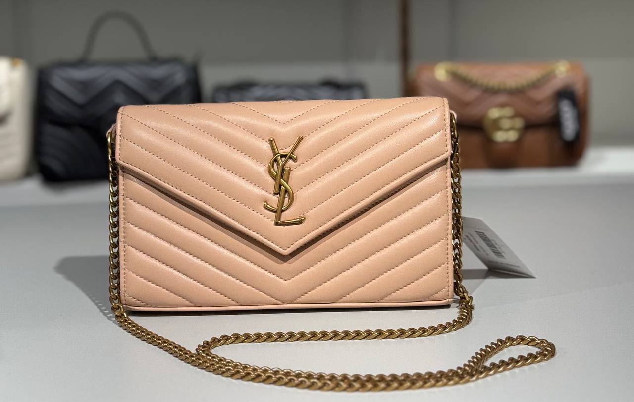 Yves Saint Laurent 13426