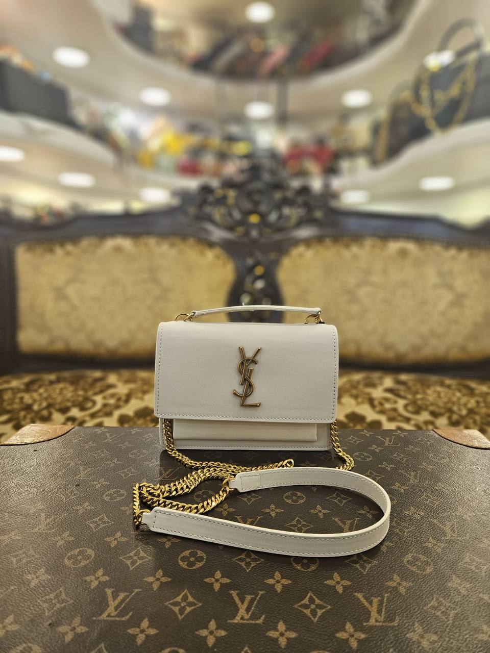 Yves Saint Laurent 3682