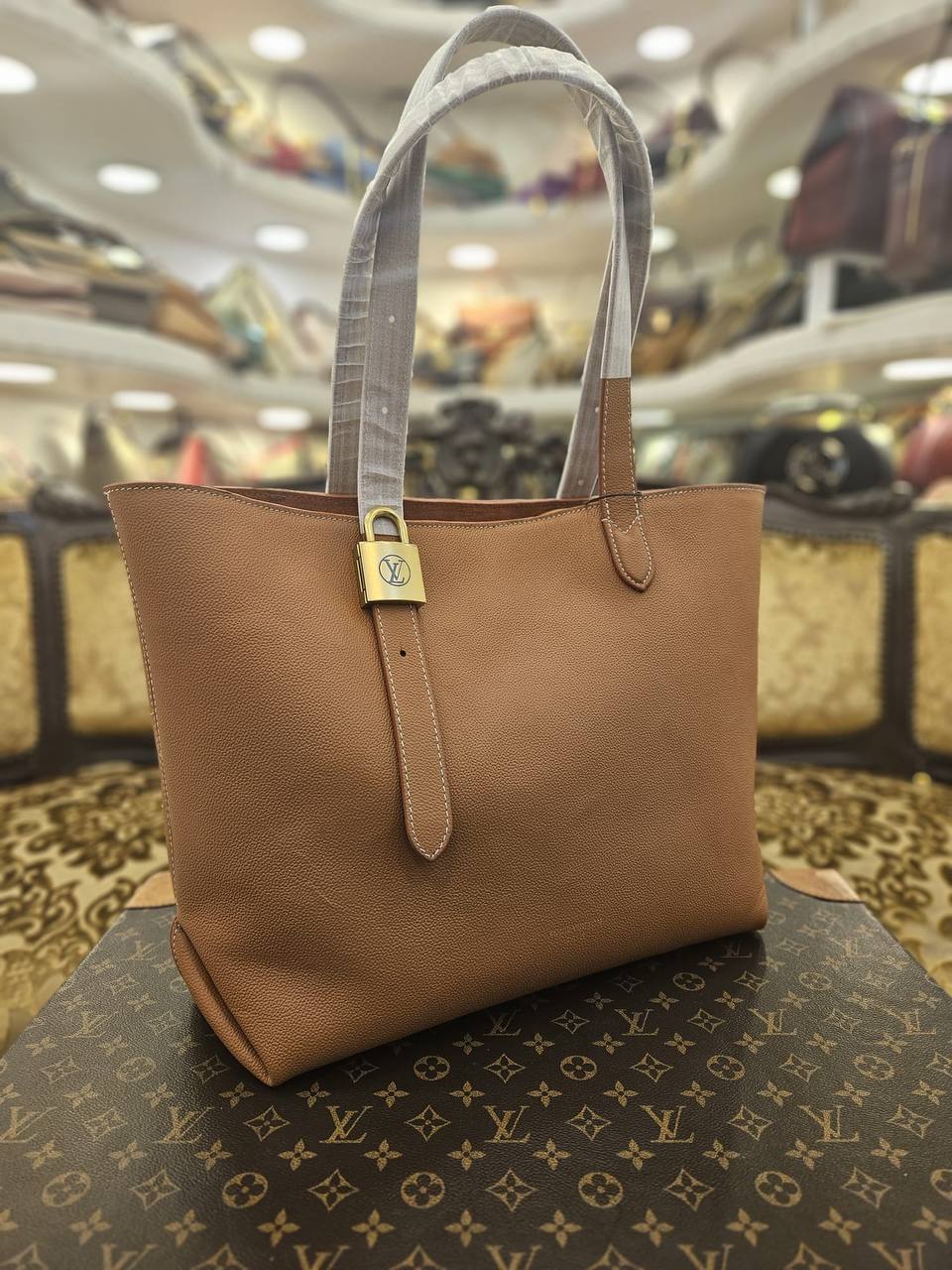 louıs  Vuıtton 3678