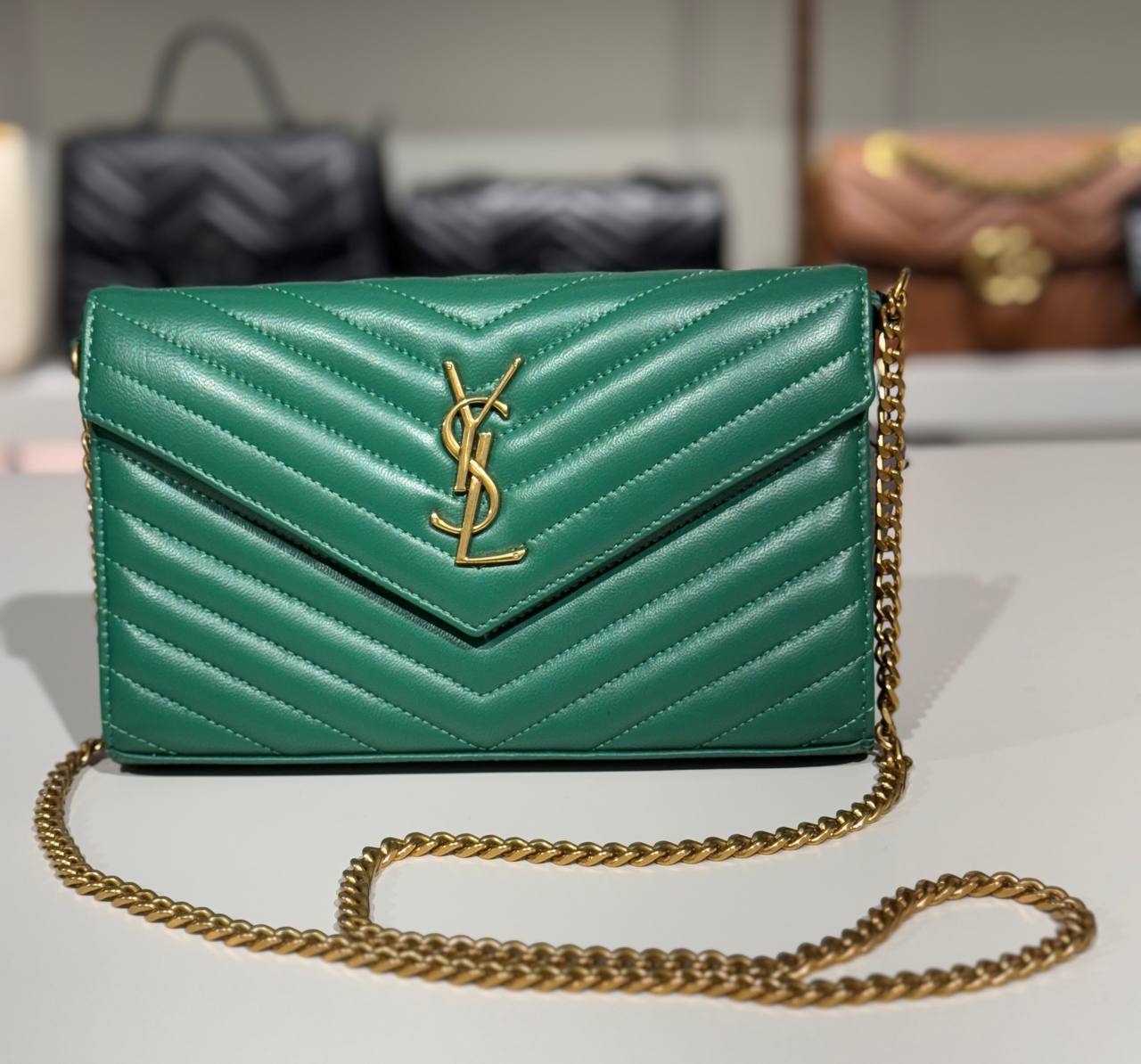 Yves Saint Laurent 13426