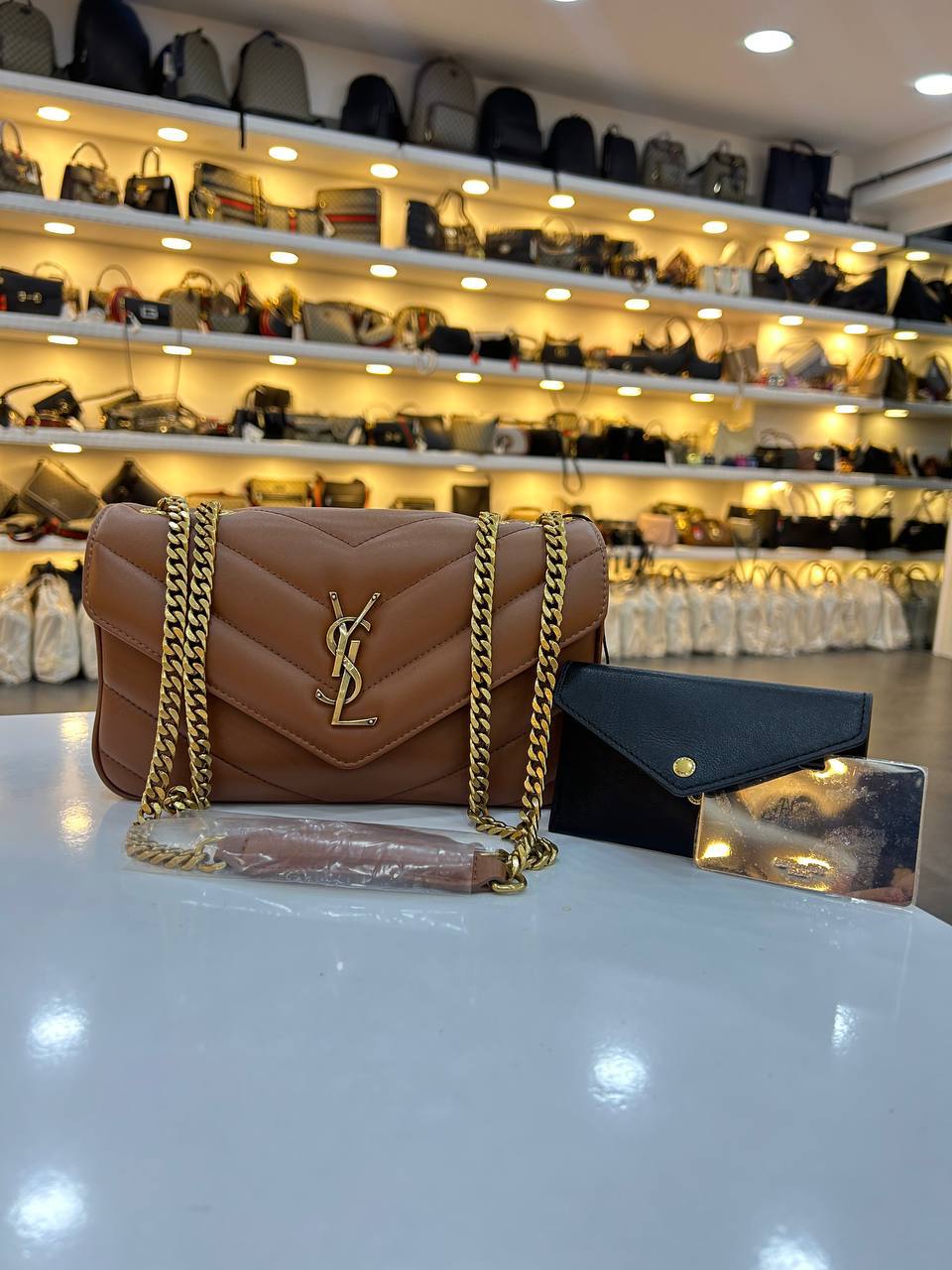 Yves Saint Laurent 3745