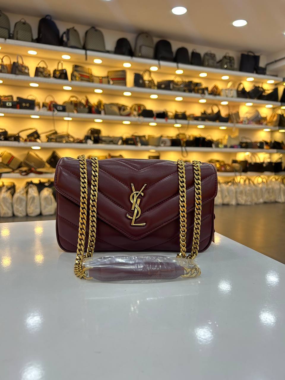 Yves Saint Laurent 3745