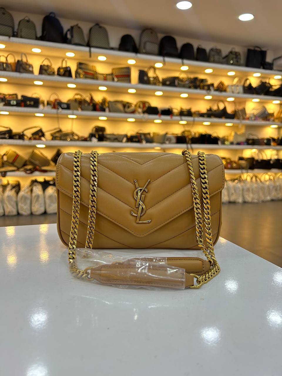 Yves Saint Laurent 3745