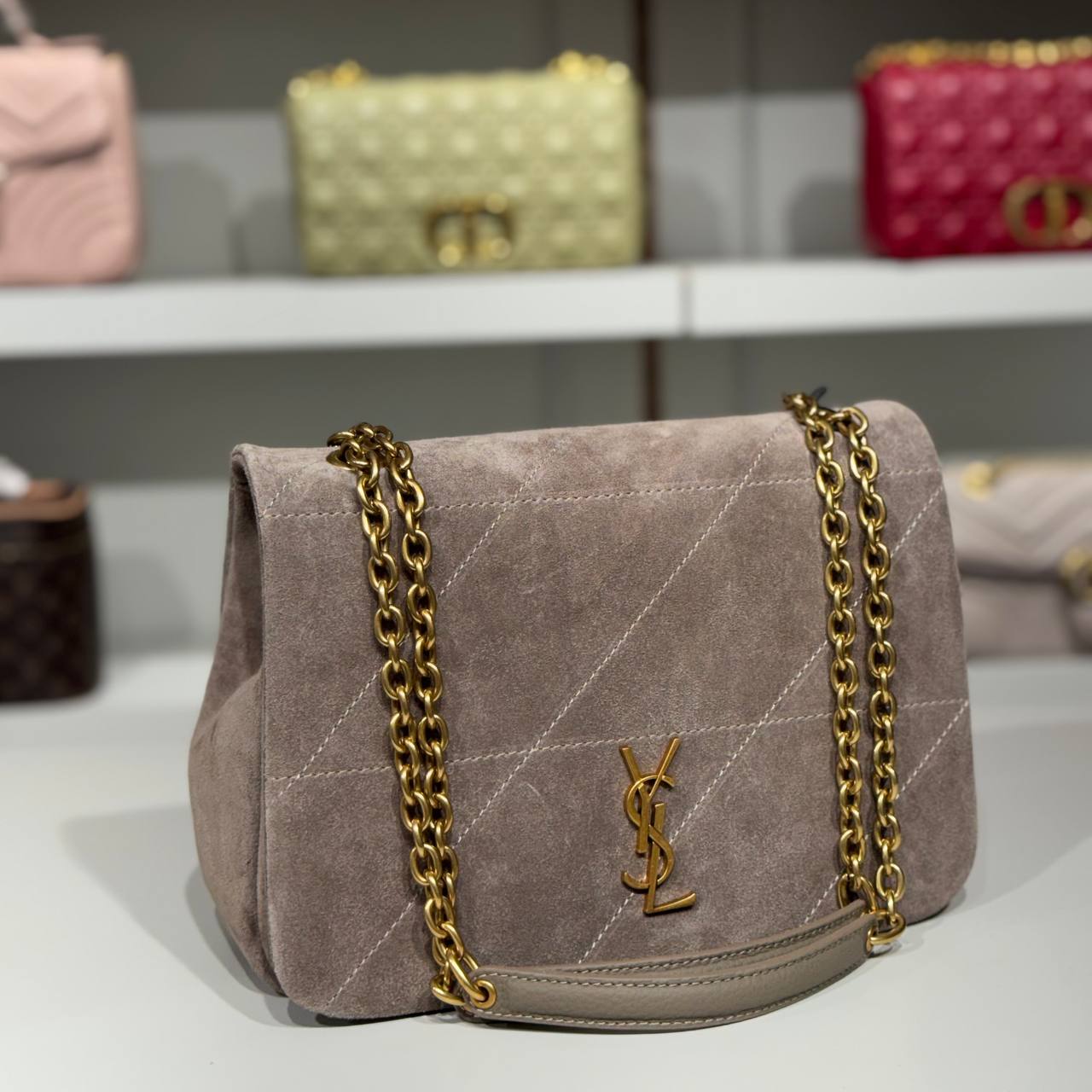 Yves Saint Laurent 6101