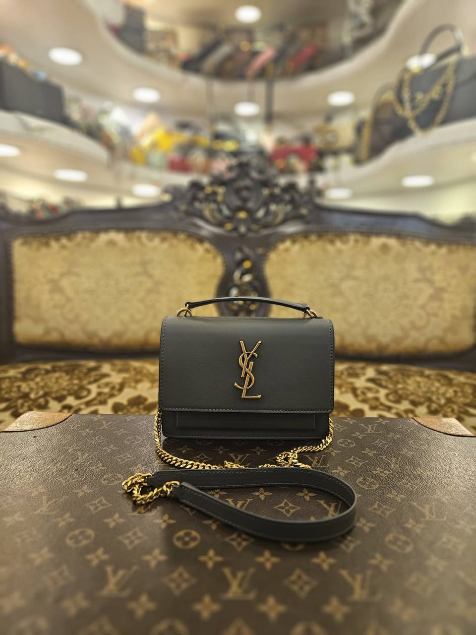 Yves Saint Laurent 3682