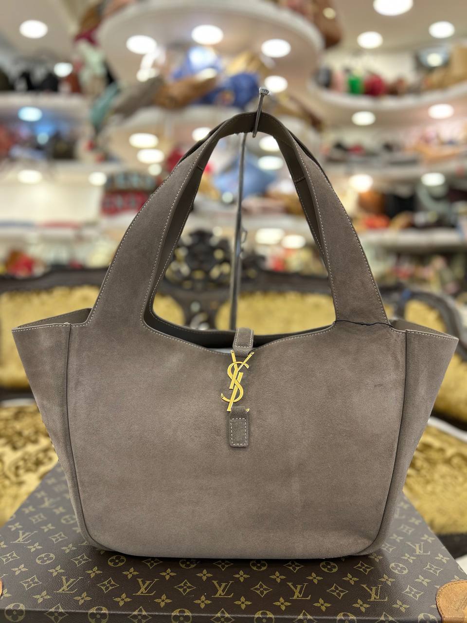 Yves Saint Laurent 3705