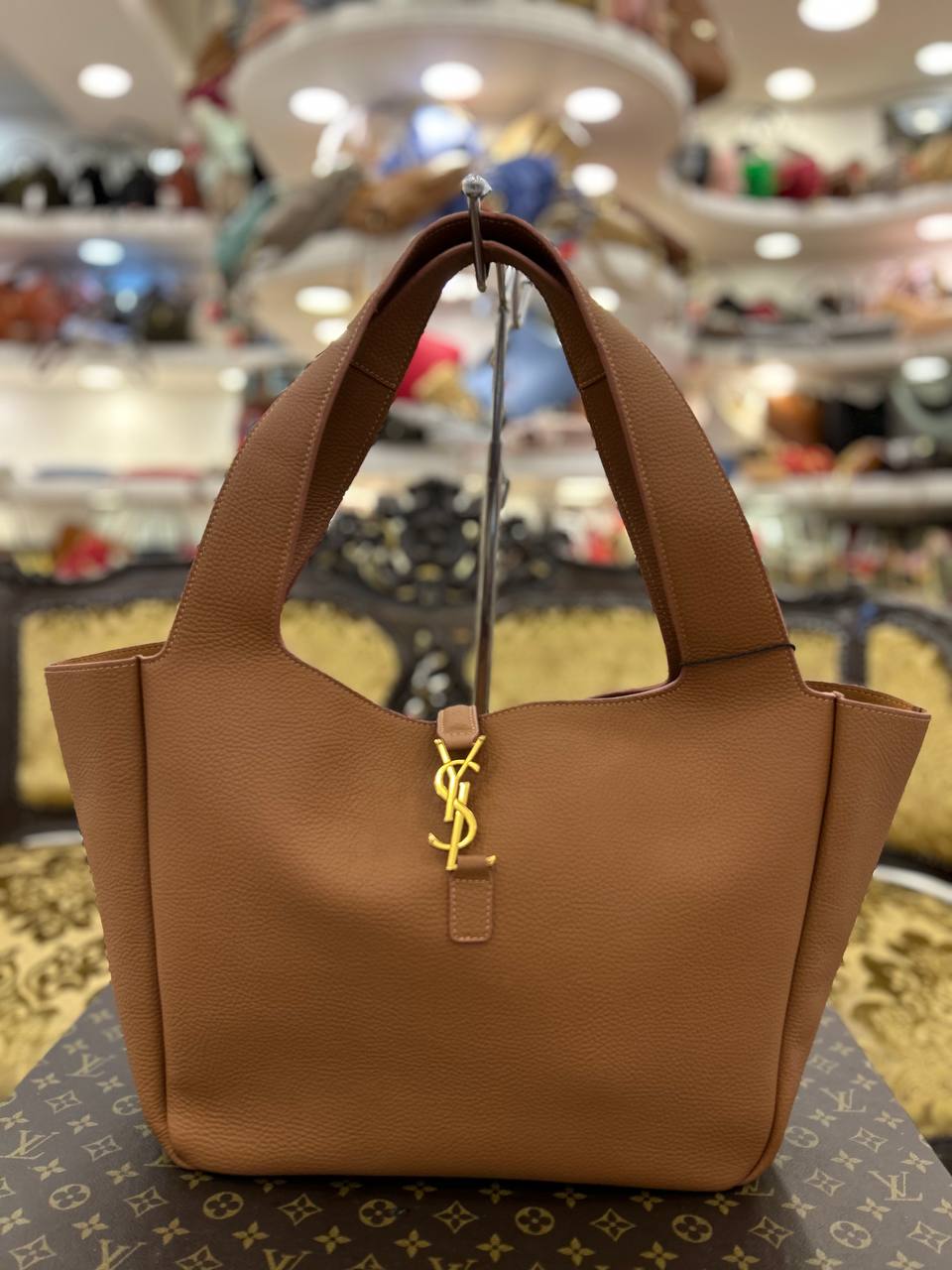 Yves Saint Laurent 3705