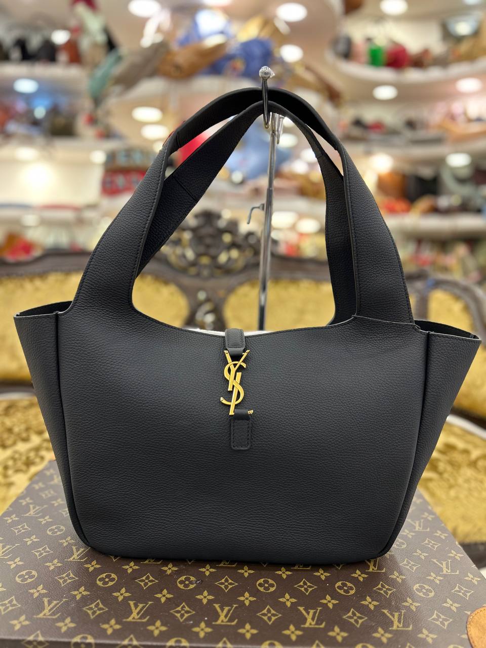 Yves Saint Laurent 3705