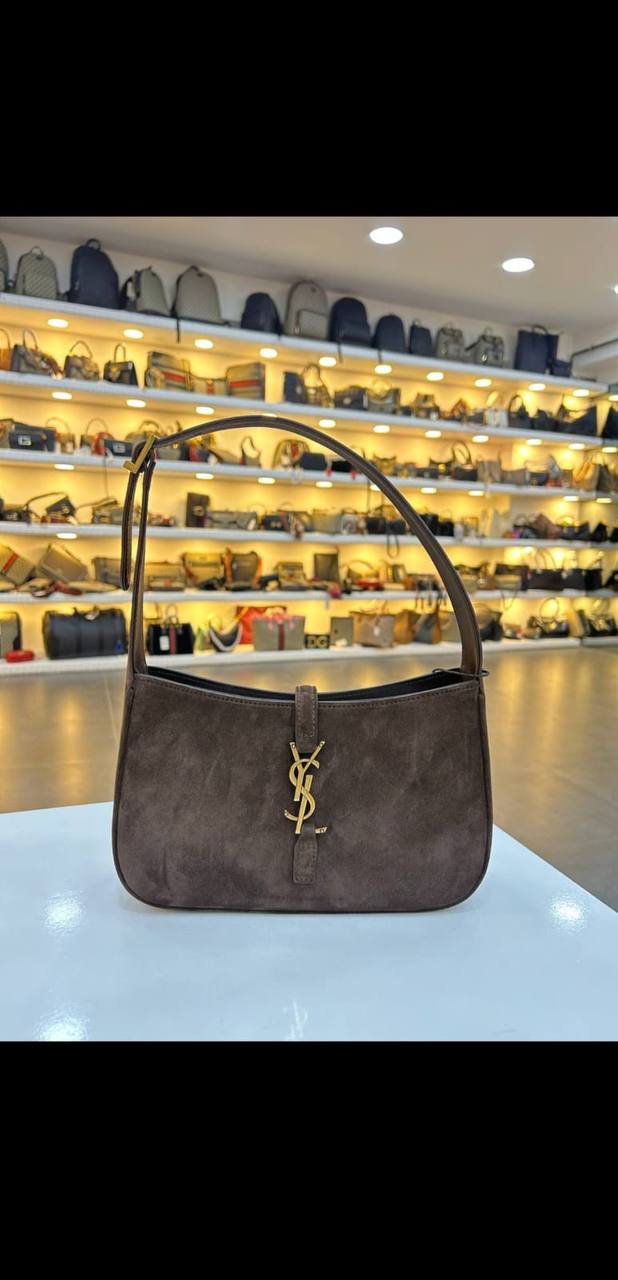 Yves Saint Laurent 3746
